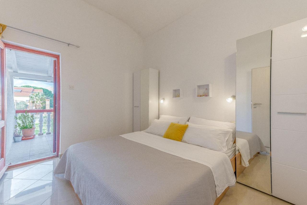 Apartments Maria 쿠클리차 외부 사진