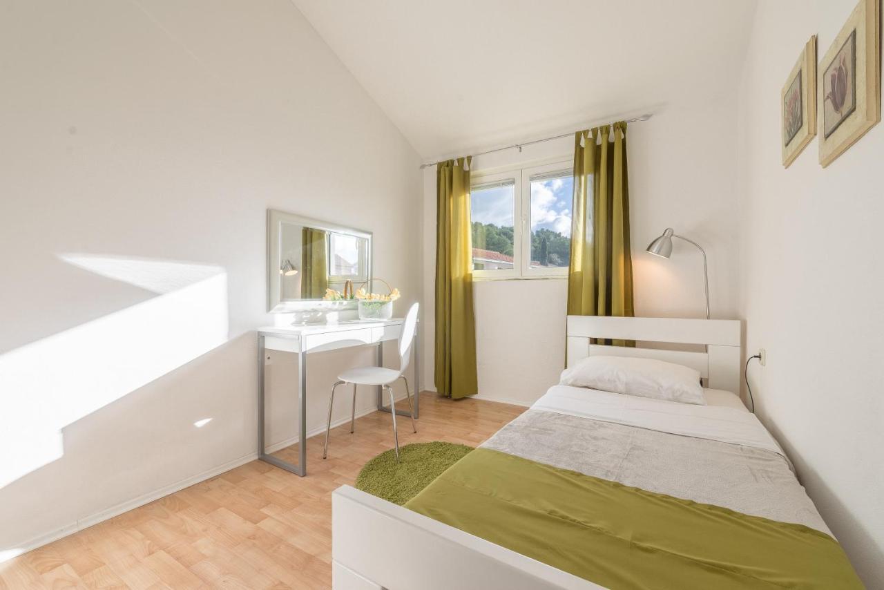 Apartments Maria 쿠클리차 외부 사진