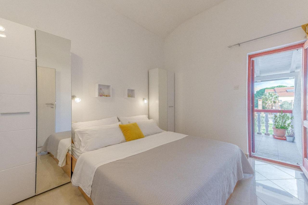 Apartments Maria 쿠클리차 외부 사진